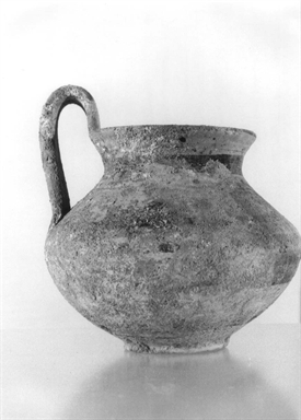 Brocca ad ansa sopraelevata